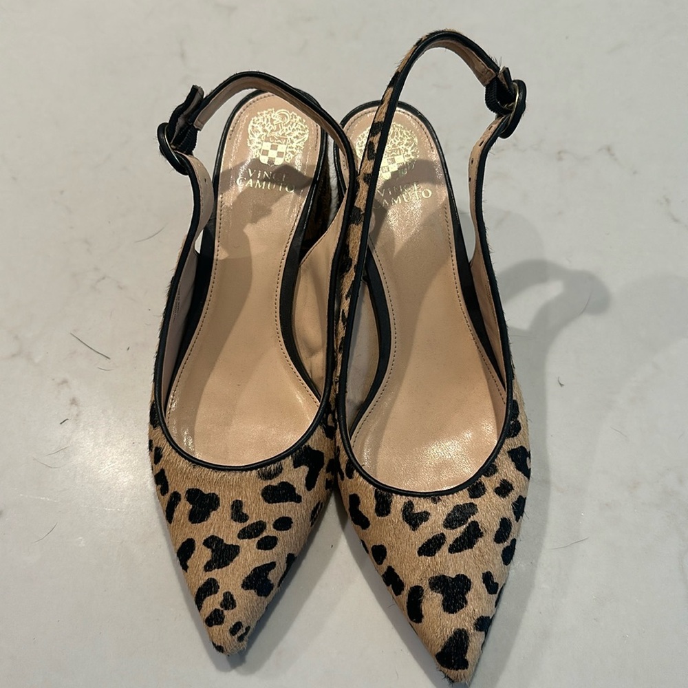 Vince Camuto Women’s Steffien Calf Hair Slingback Pump, size 10 M